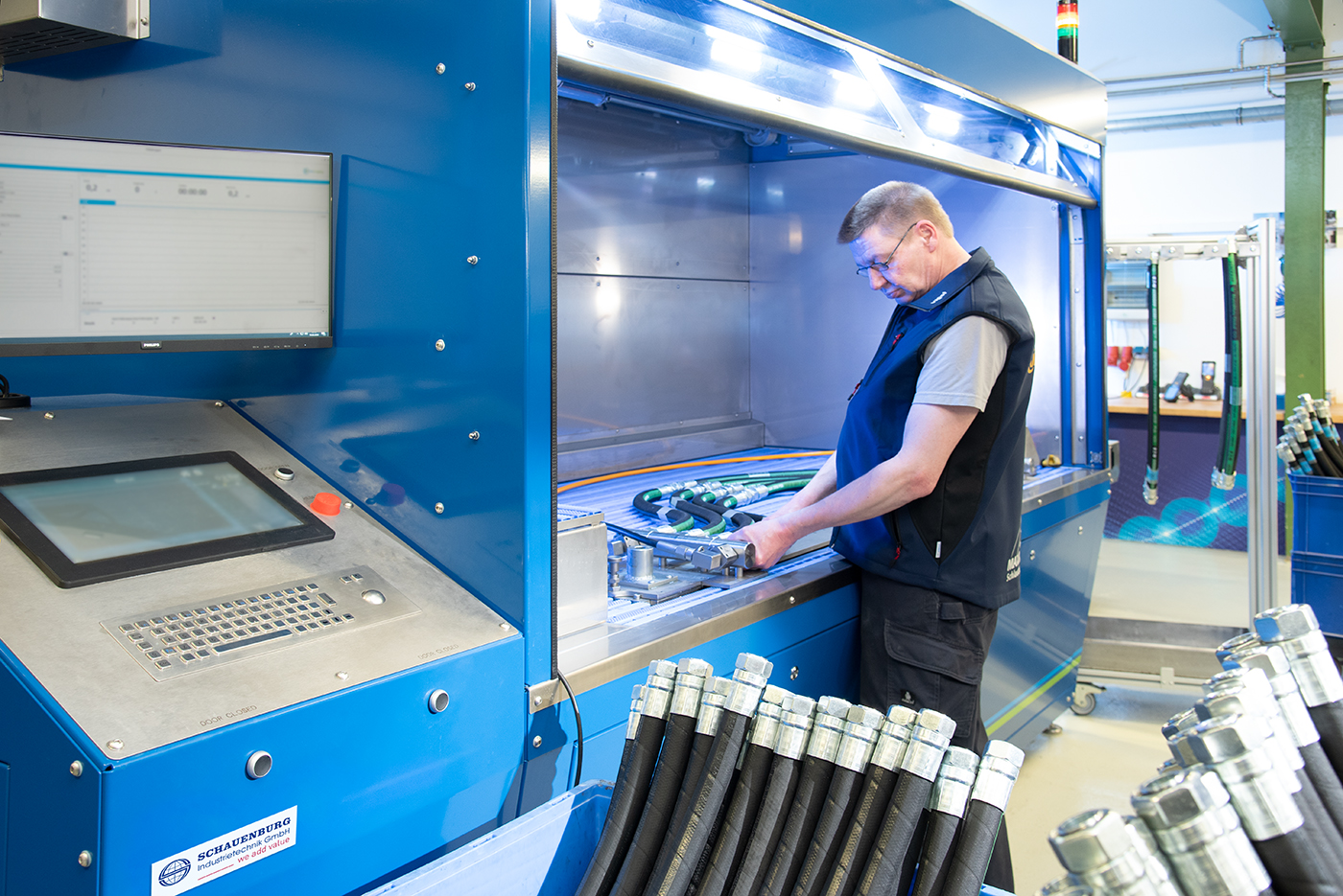 VIGOT Industrietechnik, Stationäre Prüfung, Höchstdruck-Hydraulik, Dichtigkeitsprüfungen, Druckzeugnis, Schlauchprüfung